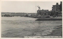 Royal Landing Stage & Victoria Pier Cowes - Cowes