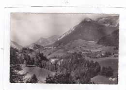 CPSM :  14 X 9  -  BELLEVAUX - Le Village Du Frène Et La Montagne De Niflon - Bellevaux