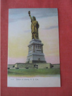 Rotograph Statue Of Liberty.     New York > New York City     Ref  6146 - Manhattan