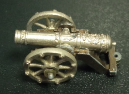 Cannone In Miniatura Decisamente Ben Lavorato, Condizioni Come Da Foto. Guardate Le Immagini. - Soldats De Plomb