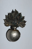 Ancien Attribut Grenade Pour Casque Français Gendarmerie Ou Pompier - Headpieces, Headdresses