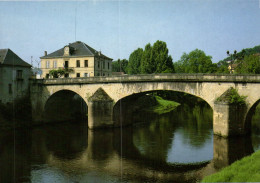 Montignac - Le Pont Sur Le Vézère - Montignac-sur-Vézère