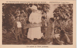  *** CONGO BELGE *** LEOPOLDVILLE  Les Enfants De L'école Gardienne - TTB  - Kinshasa - Léopoldville