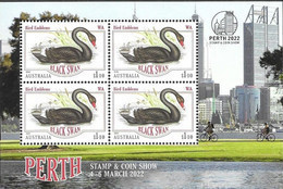 AUSTRALIA, 2022, MNH, PERTH STAMP AND COIN SHOW, BIRDS, SWANS, CYCLING, BIKES,  SHEETLET - Swans