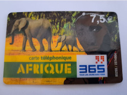 FRANCE/FRANKRIJK  / AFRIQUE/ 365/ ELEPHANTS   /   / € 7,50 PREPAID  USED    ** 14647** - Voorafbetaalde Kaarten: Gsm