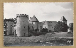 FR. FRANKRIJK. FRANCE. AIGUAPERSE. LE CHATEAU DE LA ROCHE. 1964 - Aigueperse