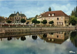 Putanges - Pont Ecrepin - L'hôtel De Ville - Putanges