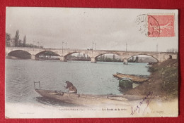 CPA Abîmée  - Sartrouville -(Seine-et-Oise) Les Bords De La Seine - Sartrouville