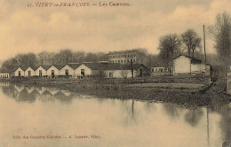 Vitry Le François * Vue Sur Les Casernes Militaires * Militaria - Vitry-le-François