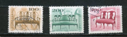 HONGRIE : CHAISES   - N° Yvert 3771+3814C+4126 Obli. - Used Stamps