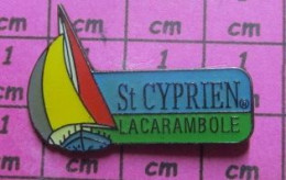 1115B Pin's Pins / Beau Et Rare / SPORTS / VOILE VOILIER REGATE ST CYPRIEN LA CARAMBOLE - Voile