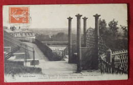 CPA  -  Saint Cloud - Le Parc Jardins Du Trocadero, Colonnes Provenant D'une Passerelle Permettant De Passer Du Château - Saint Cloud