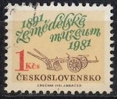 CZECHOSLOVAKIA 2617,used,falc Hinged - Museums