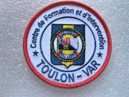 ECUSSON SNSM SAUVETEURS EN MER LE C.F.I DE TOULON VAR SCRATCH AU DOS 80MM - Pompiers