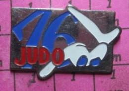 912A Pin's Pins / Beau Et Rare / SPORTS / JUDO 76 SEINE-MARITIME - Judo