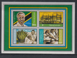 Tanzanie BF N° 25 XX  20è Anniversaire De L'Indépendance, Le Bloc  Sans Charnière TB - Tanzanie (1964-...)