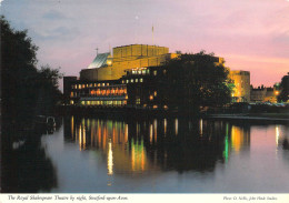 Stratford Upon Avon - Le Royal Shakespeare Théâtre - Vue Nocturne - Stratford Upon Avon