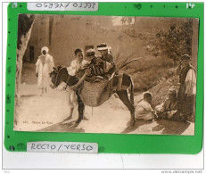 DANS LA RUE ENFANTS SUR UNE ANE ( Scènes Et Types Afrique Du Nord MAROC ALGERIE TUNISIE ?  ) - Non Classés