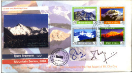 MOUNTAINEERING-AUTOGRAPHED FDC-Mt MCHO OYU-NEPAL-2004-FC-68-4 - Climbing