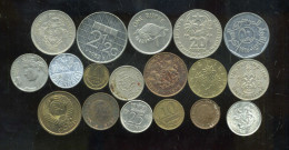Lot De  18 Monnaies Du Monde   ( 375) - Kiloware - Münzen
