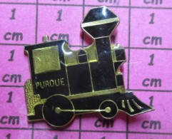 812G  Pin's Pins / Beau Et Rare / TRANSPORTS / PURQUE LOCOMOTIVE A VAPEUR NOIRE ET OR - Transports