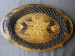 Vintage Hand Carved And Painted Wooden Plate For Home Décor #0639 - Piatti