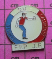 812G Pin's Pins / Beau Et Rare / SPORTS / PETANQUE COMITE DU CALVADOS FFPJP - Boule/Pétanque