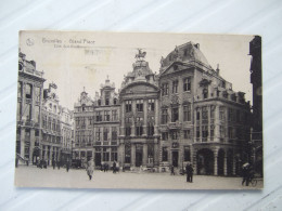 BRUXELLES / GRAND'PLACE / COTE SUD OUEST / ANIMEE / 1935 - Marktpleinen, Pleinen