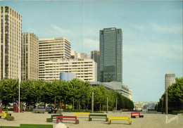 La Défense - Les Tours - La Defense