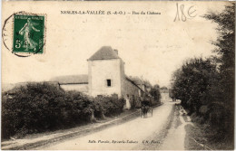 CPA Nesles-la-Vallée Rue Du Chateau (1276883) - Nesles-la-Vallée