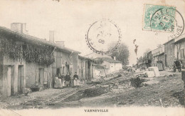 Varnéville * 1906 * Vue Intérieure Du Village * Villageois - Autres & Non Classés