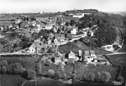 Taizé * Vue Générale Aérienne Du Village , Et Au Fond église De La Réconciliation - Autres & Non Classés