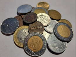 ITALIE   Lot De 18  Monnaies    ( 528 ) - Kiloware - Münzen