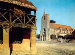 24 - Domme - Les Anciennes Halles Et L'Eglise Reconstruite Au XVIIe Siècle - Domme