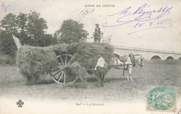 Métiers - Paysans - Scène Du Centre - La Fenaison - Attelage - Animé - Carte Postale Ancienne - Paysans