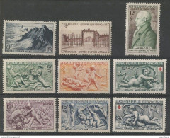 France - Entre N° 764 Et 969 - 10 Timbres **,* - Pointe Du Raz - Saisons - Croix-Rouge - Versailles - Lavalette - Nuovi