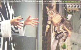 Netherlands:Holland:Used Phonecard, KPN Telecom, 10 G, People With Cat - Cats