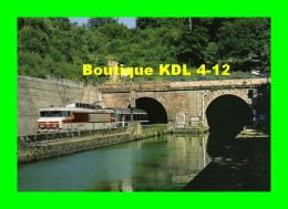 RU 0556 - Train - Loco BB 15033 Sortant Du Tunnel - ARZVILLER - Moselle - SNCF - Arzviller