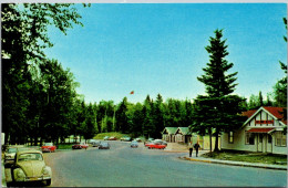 Canada Saskatchewan Prince Albert National Park Waskesiu Looking North Down Lakeside Drive - Sonstige & Ohne Zuordnung