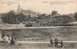 Lapte * Passage D'un Train Ligne Chemin De Fer Haute Loire * Danse D'enfants Ronde * Vue Générale Village * Villageois - Autres & Non Classés