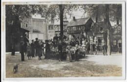 75 EXPO. PARIS 1937 (Paris 7e) Esplanade Des Invalides-Un Groupe De La Population Du Royaume De  Lilliput -Edit.Chipault - Ausstellungen