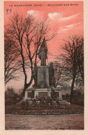 CPA 59  LA MADELEINE - Monument Aux Morts - Dos Vierge - La Madeleine