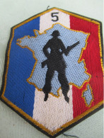 Militaria/Ecusson Tissu De Régiment/ à Déterminer/  " Avec Carte De France  5  "/  Vers 1950 - 1970    ET437 - Blazoenen (textiel)