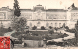 Montargis - L'hôtel De Ville - Mairie - Montargis