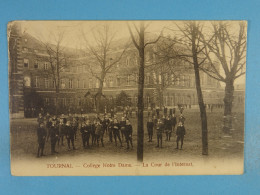 Tournai Collège Notre Dame La Cour De L'Internat - Tournai