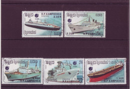 Asie - Kampuchea - Bateaux - 5 Timbres Différents - 4959 - Kampuchea