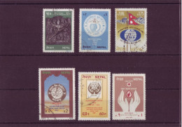 Asie - Népal - Commémoratifs - 6 Timbres Différents - 4964 - Népal