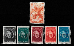 1945 Jaargang Nederland NVPH 443-448 Complete. Postfris/MNH** - Años Completos