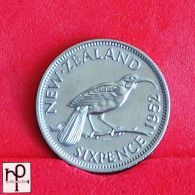 NEW ZEALAND 6 PENCE 1952 -    KM# 16 - (Nº56240) - New Zealand