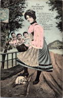 18-8-2023 (2 T 46) VERY OLD - France - La Marchande De Bébé - (women & Baby) Early 1900 - Verkopers